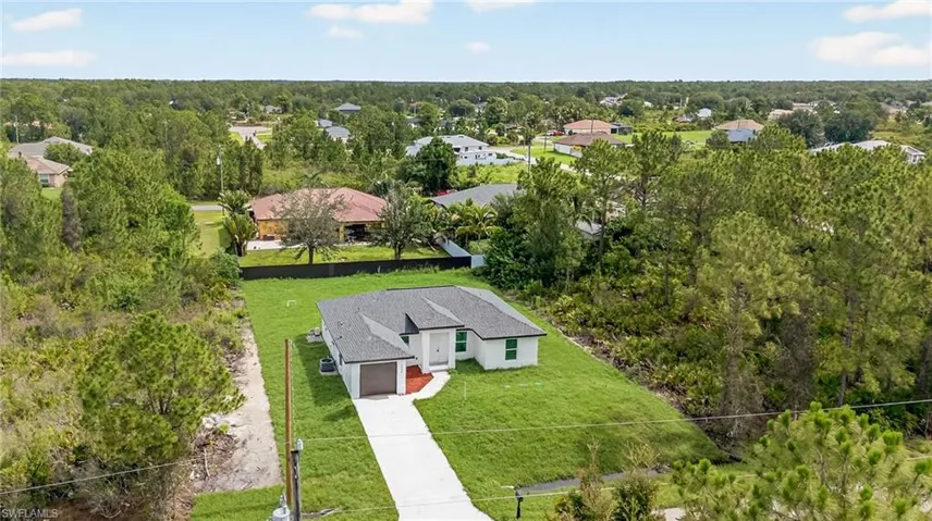 2904  44th W ST, Lehigh Acres, FL 33971