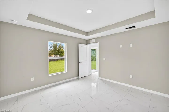 2904  44th W ST, Lehigh Acres, FL 33971