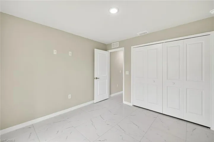 2904  44th W ST, Lehigh Acres, FL 33971