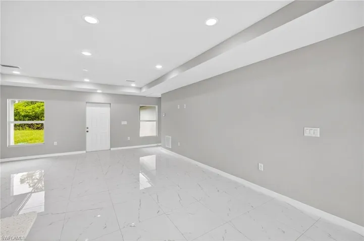 2904  44th W ST, Lehigh Acres, FL 33971