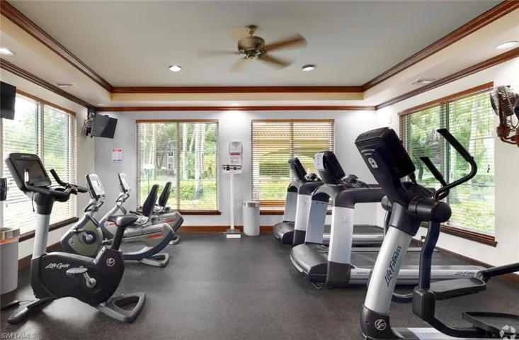 1220 Reserve Way 205, Naples, Florida 34105