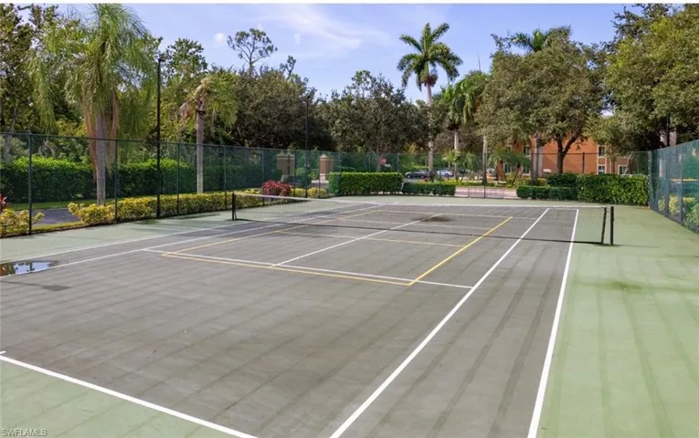 1220 Reserve Way 205, Naples, Florida 34105