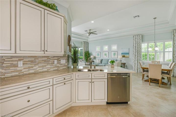 8777  Yucatan  CT, Naples, FL 34112