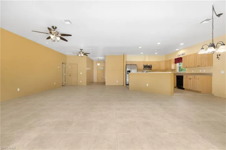 912 Magnolia Ave, Lehigh Acres Fl 33972