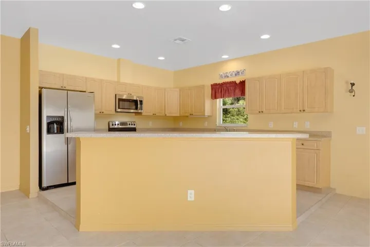 912 Magnolia Ave, Lehigh Acres Fl 33972