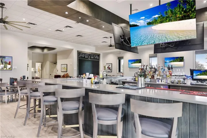 Barefoot Bar & Grill Indoor