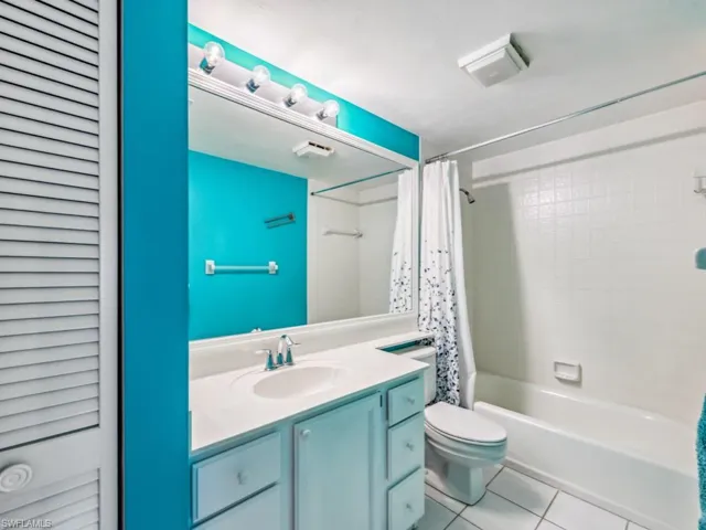 Guest Bathroom 2