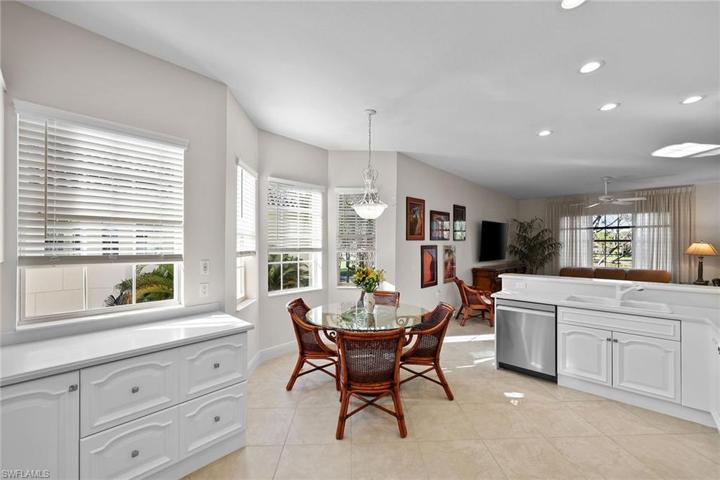 3745  Montreux  LN, Naples, FL 34114
