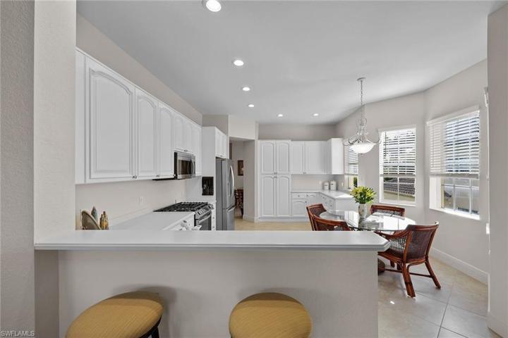 3745  Montreux  LN, Naples, FL 34114