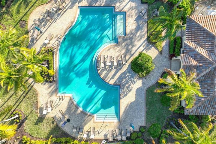 3745  Montreux  LN, Naples, FL 34114