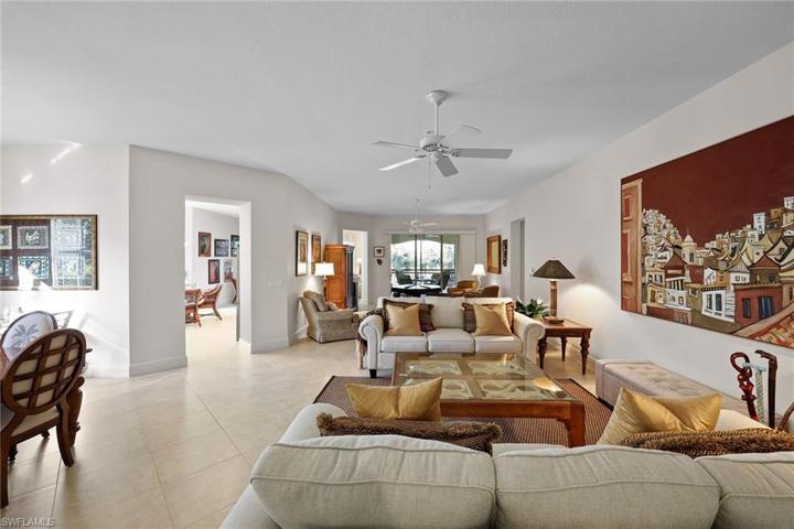 3745  Montreux  LN, Naples, FL 34114
