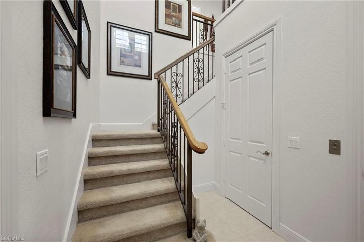 3745  Montreux  LN, Naples, FL 34114