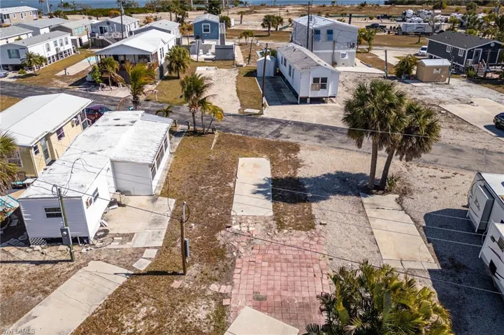 4 Helen Ln, Fort Myers Beach, Florida 33931