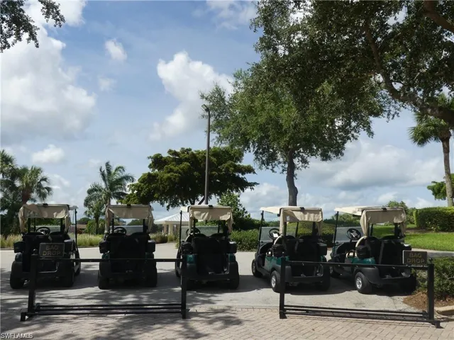 PUBLIC GOLF COURSE