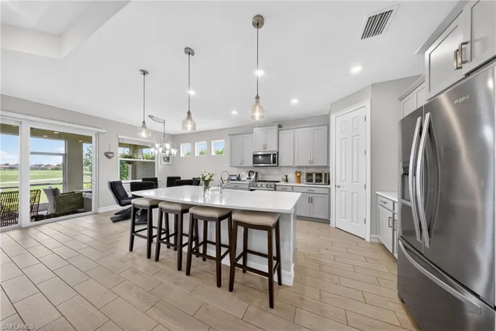 18698  Royal Hammock  BLVD, Naples, FL 34114