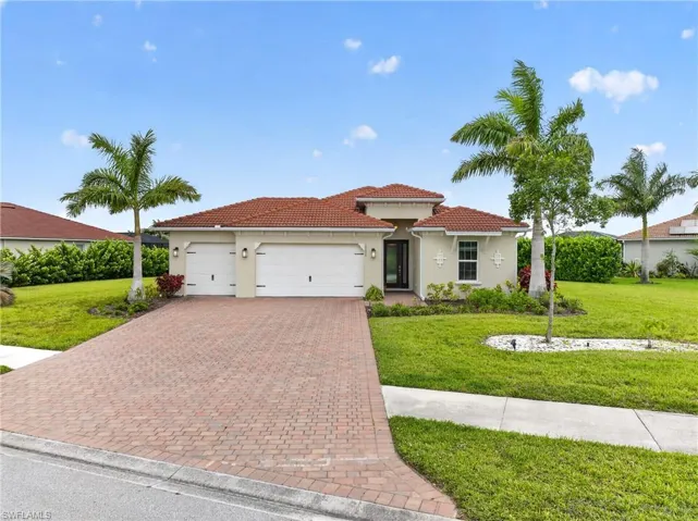 18698  Royal Hammock  BLVD, Naples, FL 34114