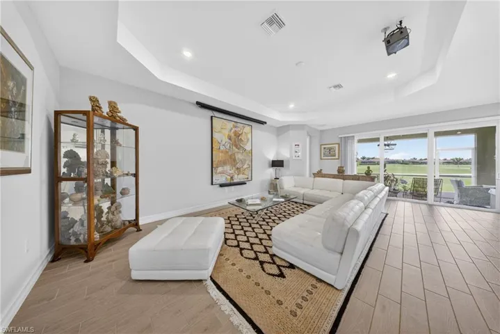 18698  Royal Hammock  BLVD, Naples, FL 34114