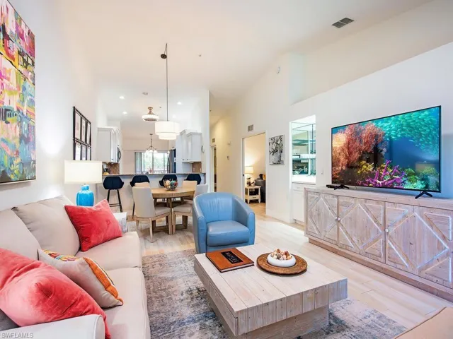 2790 Cypress Trace Cir 2226, Naples, Florida 34119
