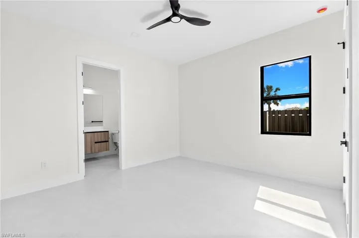 1516 Ne 2nd Ter, Cape Coral, Florida 33909