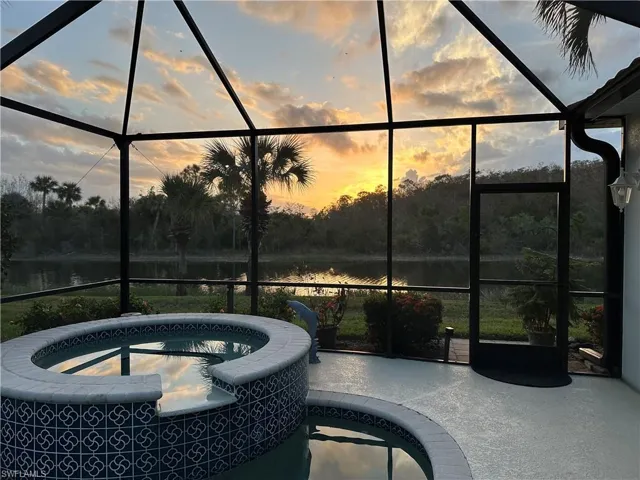 Seller photos of the beautiful sunset views!