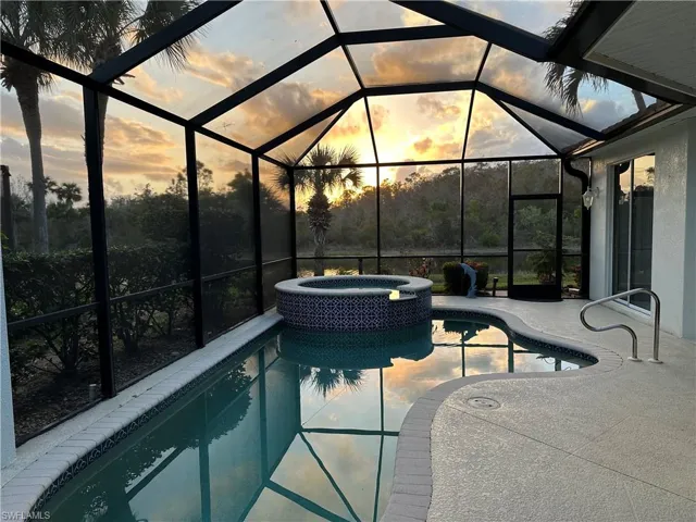 Seller photos of the beautiful sunset views!
