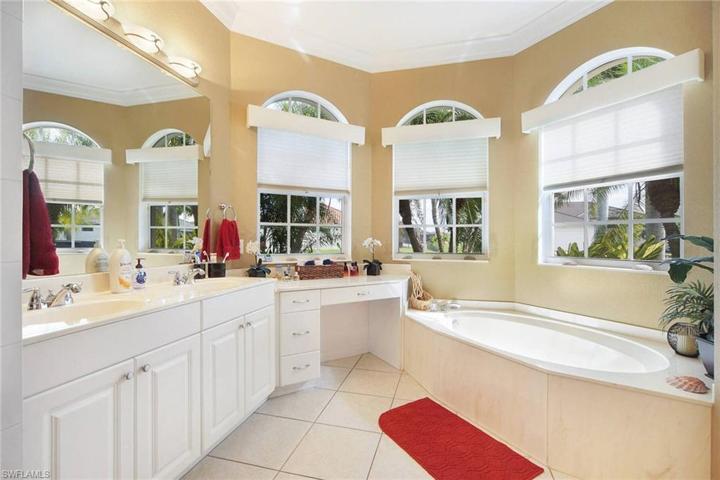 4424 SW 19th PL, CAPE CORAL FL 33914