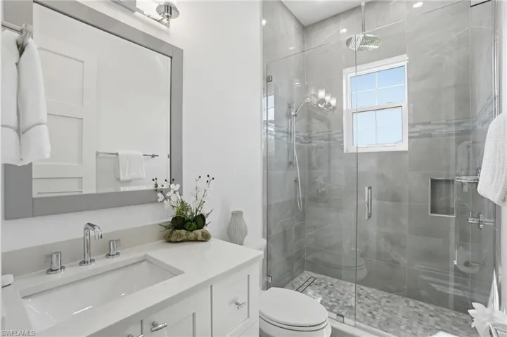 Guest bath 3
