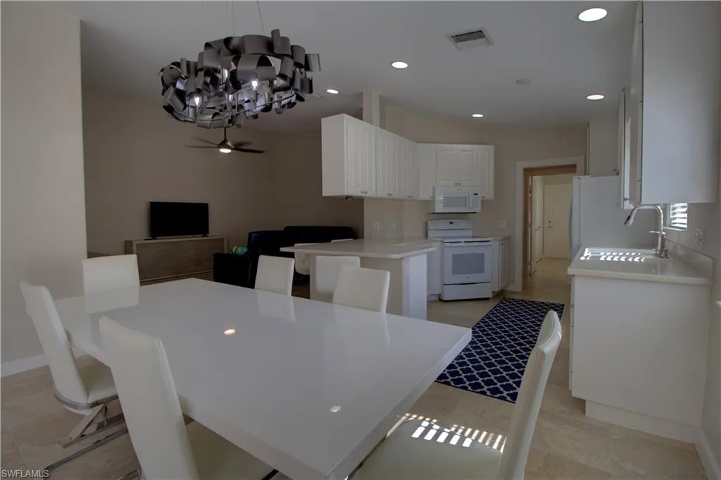7622 Novara CT, Naples, FL 34114,224067552