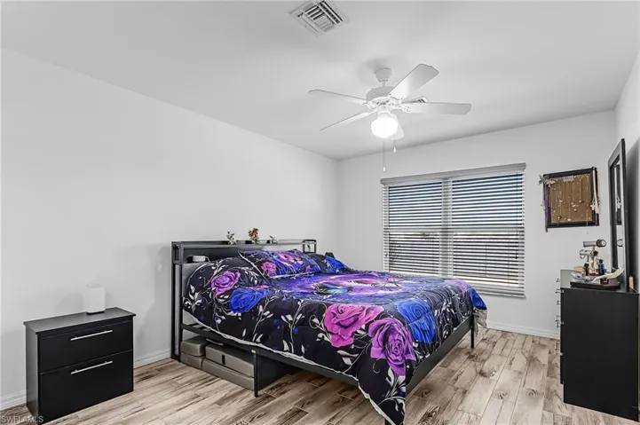9032 Meadow Cir, Labelle, Florida 33935