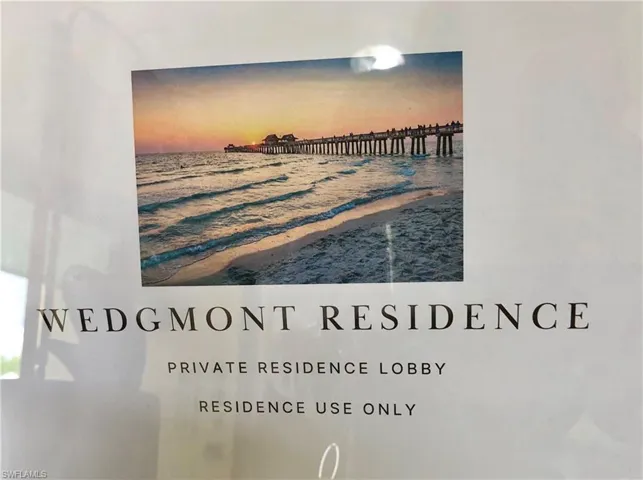 975  Palm View  DR, Naples, FL 34110