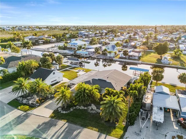 2823 8th Ave, St. James City, Florida 33956