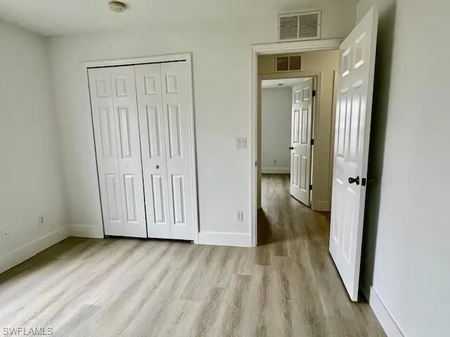 2915  7th W ST, Lehigh Acres, FL 33971