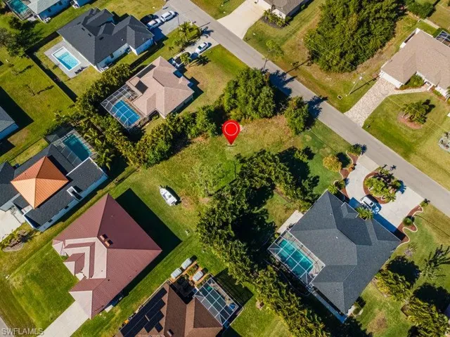 2716 4th Ln, Cape Coral, Florida 33991