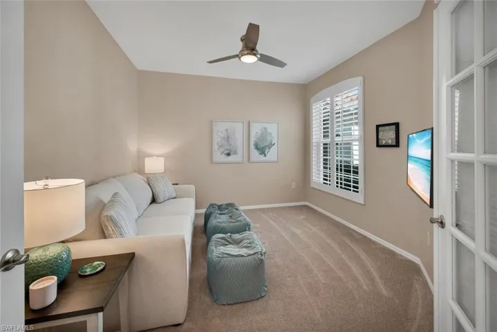 Home office and/or extra room for guests