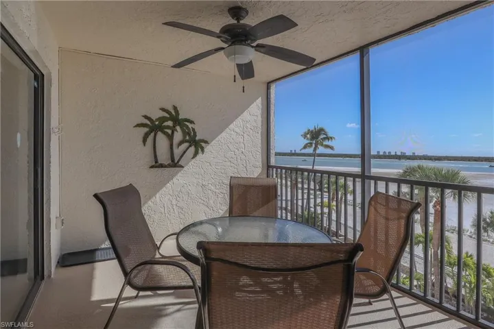 8350 Estero Blvd 323, Fort Myers Beach, Florida 33931