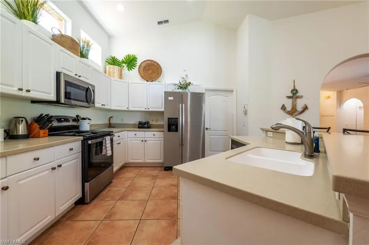 1951 Terrazzo Ln, Naples, Florida 34104