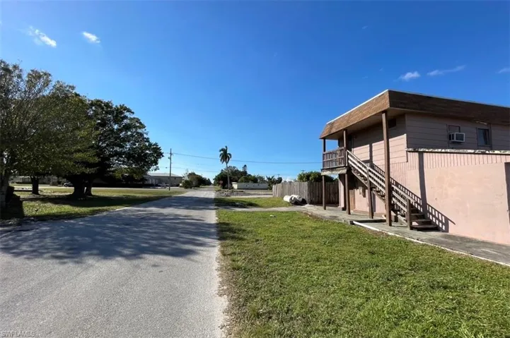 820 E Sugarland  HWY, Clewiston, FL 33440