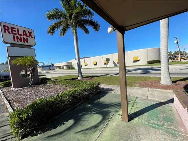 820 E Sugarland  HWY, Clewiston, FL 33440