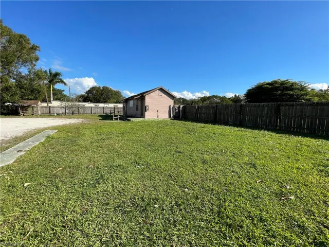 820 E Sugarland  HWY, Clewiston, FL 33440