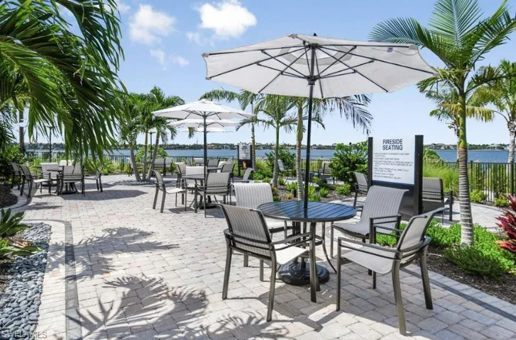 Esplanade Lake Club