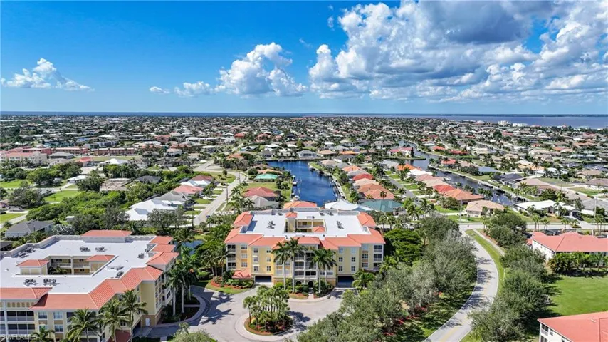 featuring a large body of water