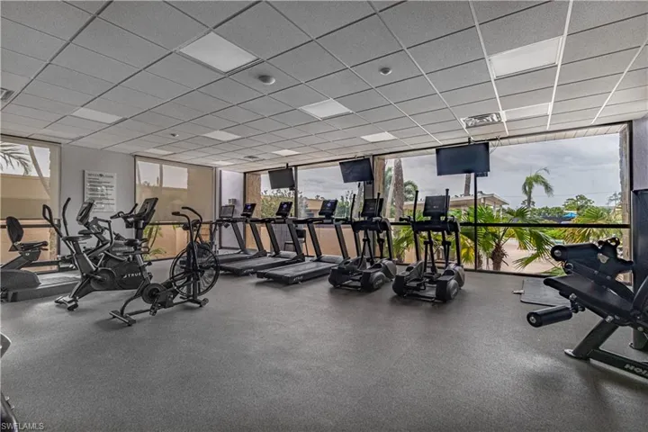 1580 Pine Valley Dr # 412, Fort Myers, Florida 33907