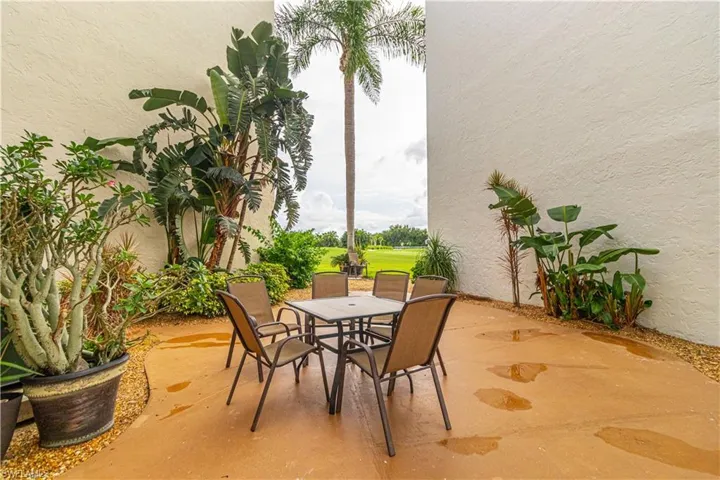 1580 Pine Valley Dr # 412, Fort Myers, Florida 33907