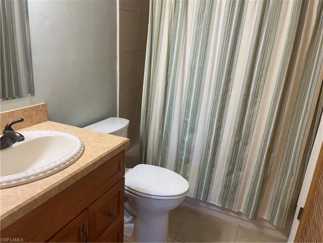 1580 Pine Valley Dr # 412, Fort Myers, Florida 33907