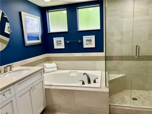 776  Willowbrook  DR, Naples, FL 34108