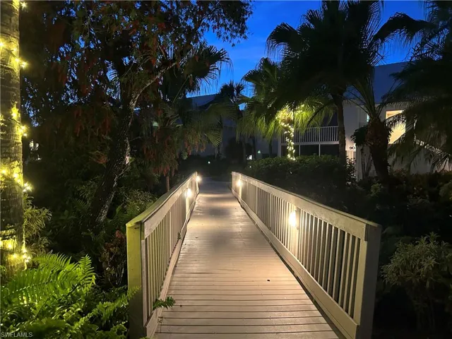 776  Willowbrook  DR, Naples, FL 34108