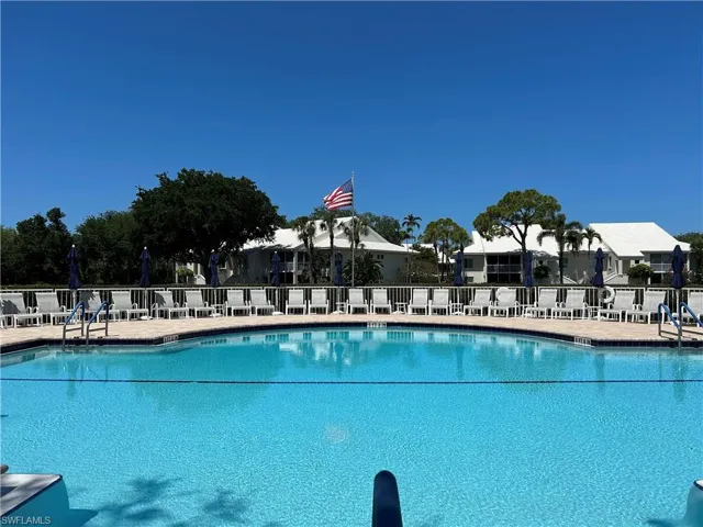 776  Willowbrook  DR, Naples, FL 34108