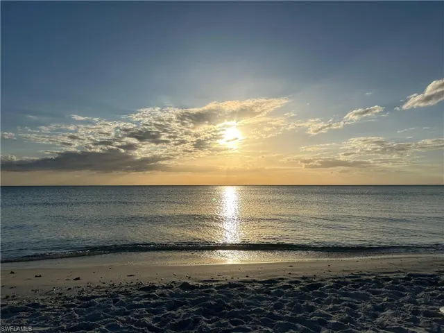 776  Willowbrook  DR, Naples, FL 34108