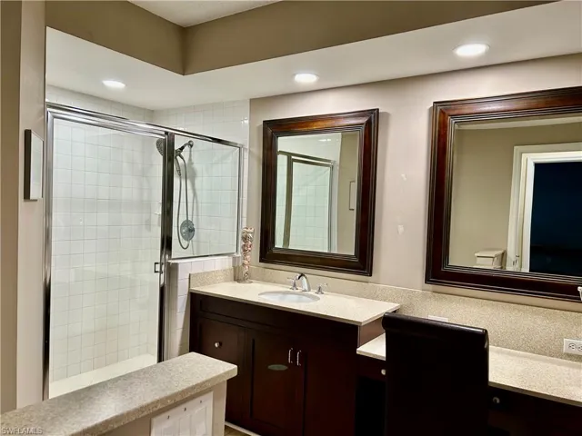 776  Willowbrook  DR, Naples, FL 34108