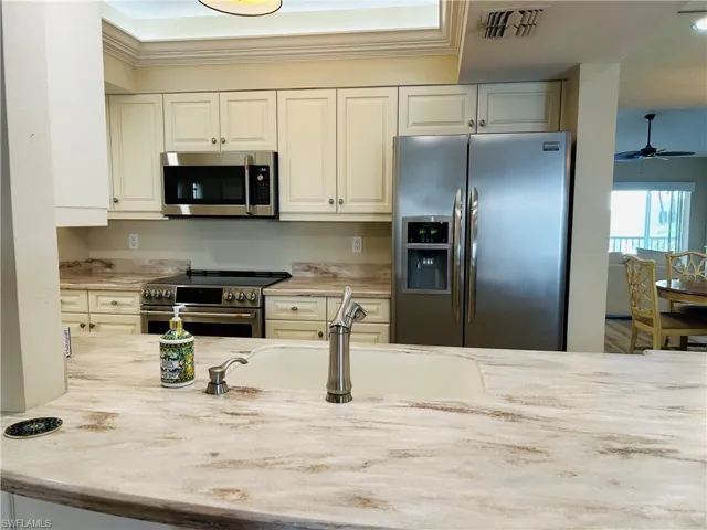 776  Willowbrook  DR, Naples, FL 34108